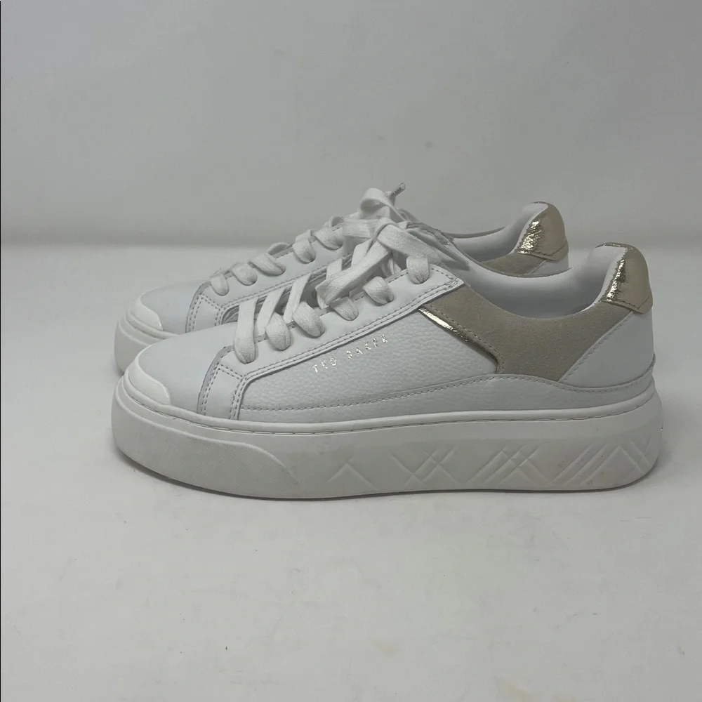Ted Baker White Tan Addison Lace Sneaker Tennis Shoes Size 6 Like New Condition